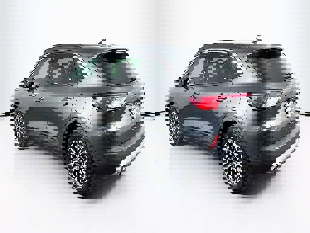 Certified 2020 Ford Escape SEL image 4