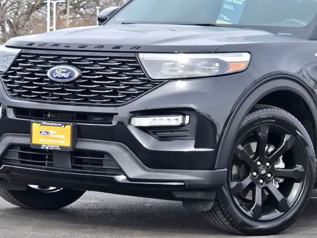 Certified 2023 Ford Explorer ST-Line w/ Class IV Trailer Tow Package image 2