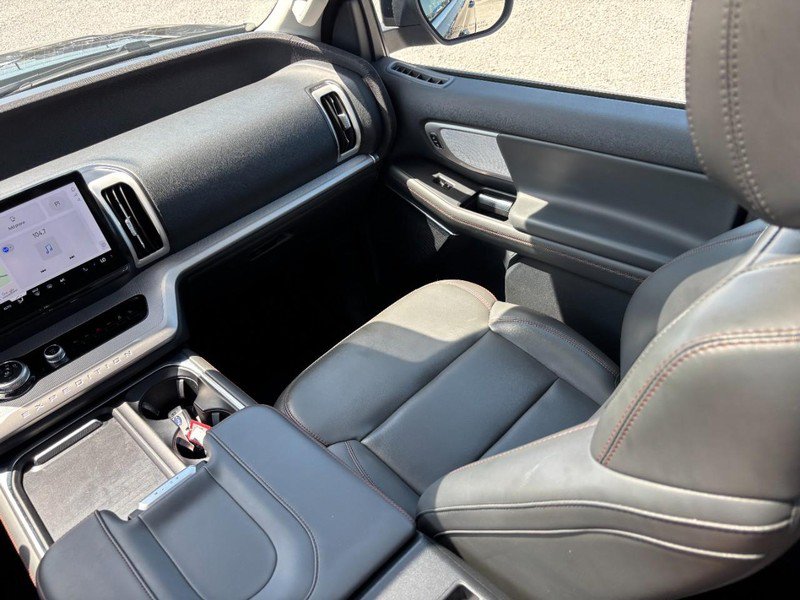 Certified 2025 Ford Expedition Active AWD/4WD image 17