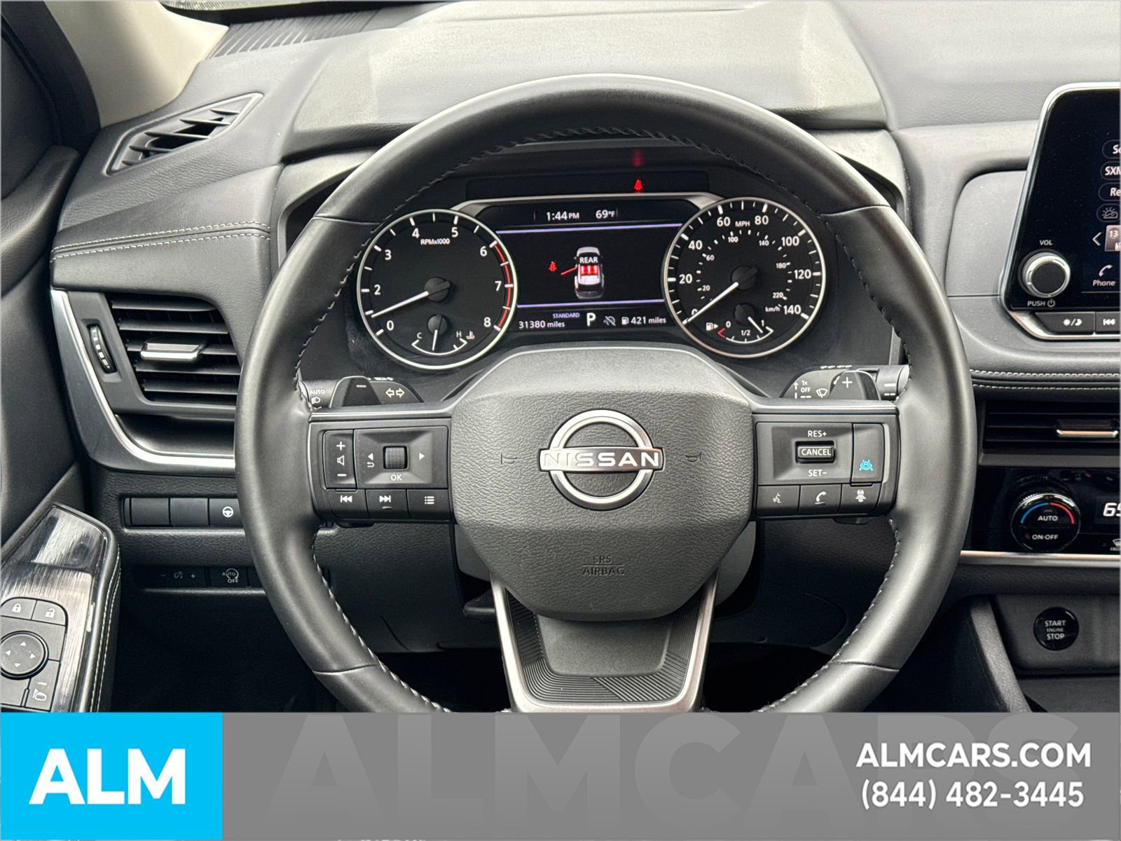 Used 2025 Nissan Rogue SV FWD image 29