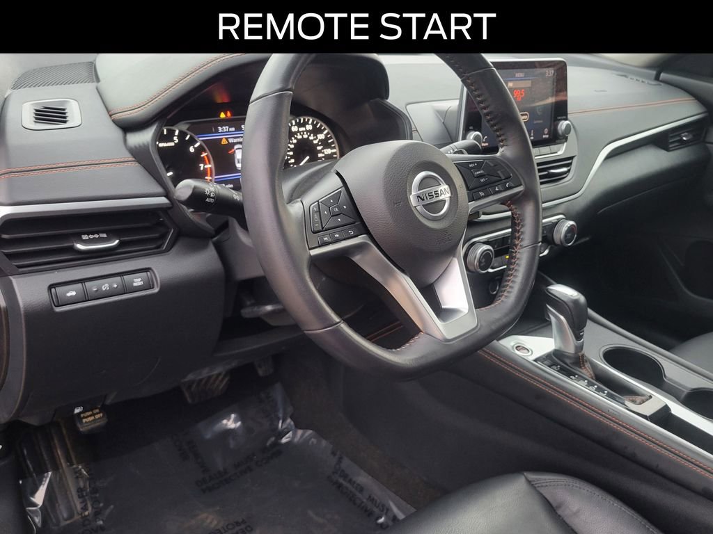 Used 2022 Nissan Altima 2.5 SR w/ Midnight Edition Package image 17