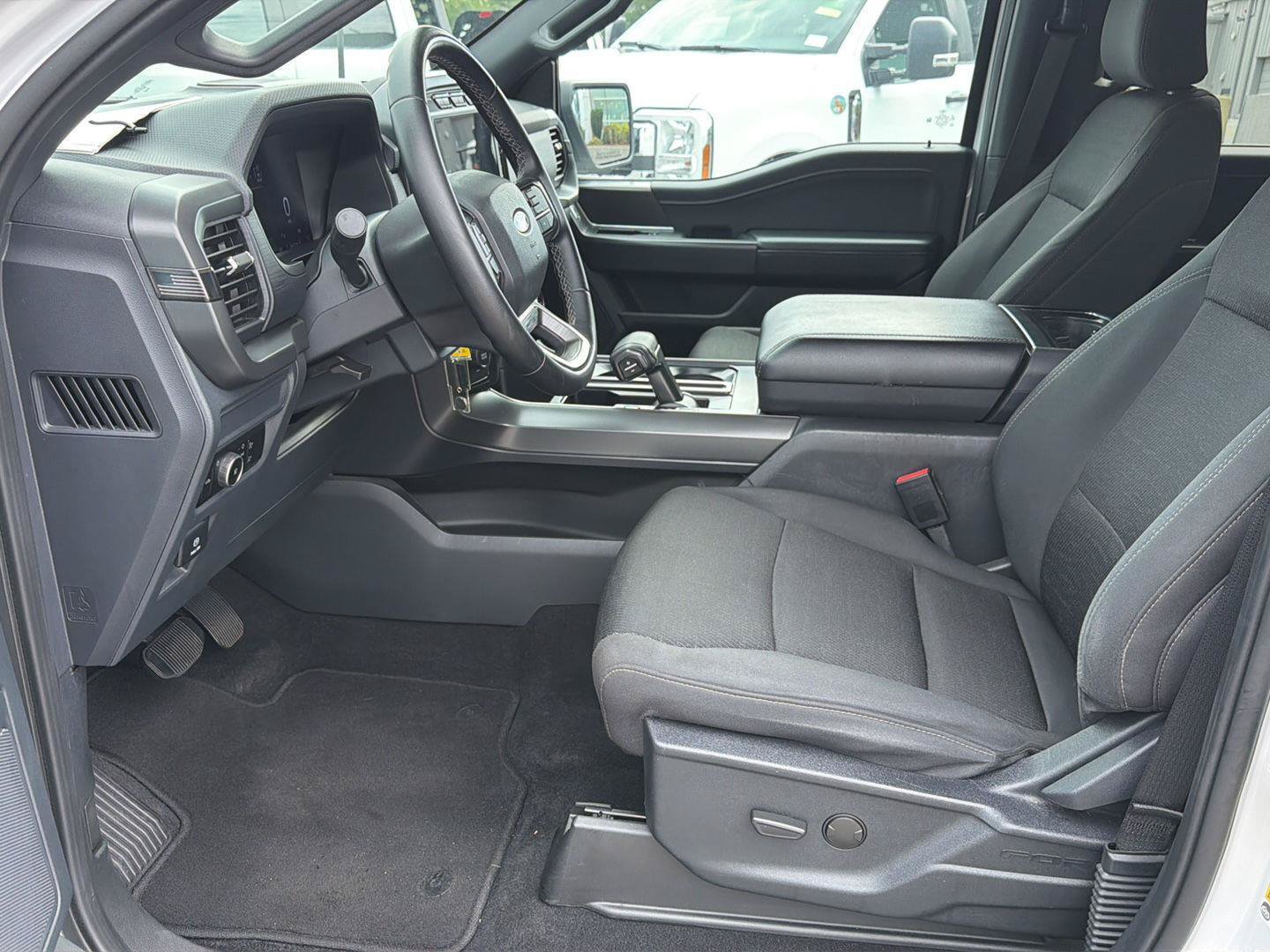 Certified 2024 Ford F150 XLT w/ XLT Black Appearance Package RWD image 10