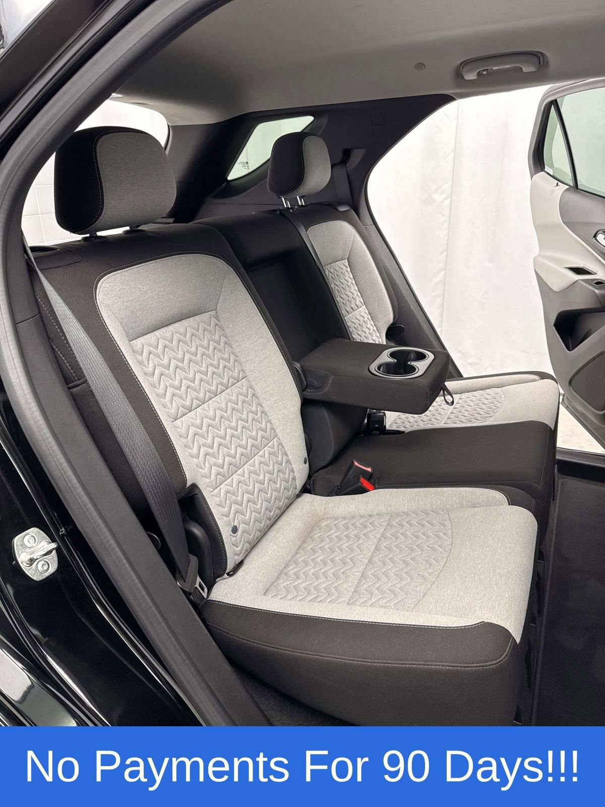 Used 2024 Chevrolet Equinox LT image 32