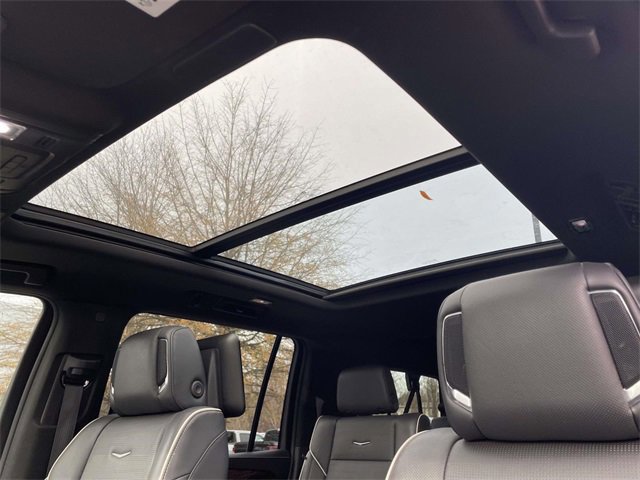 Used 2021 Cadillac Escalade ESV Premium Luxury image 19