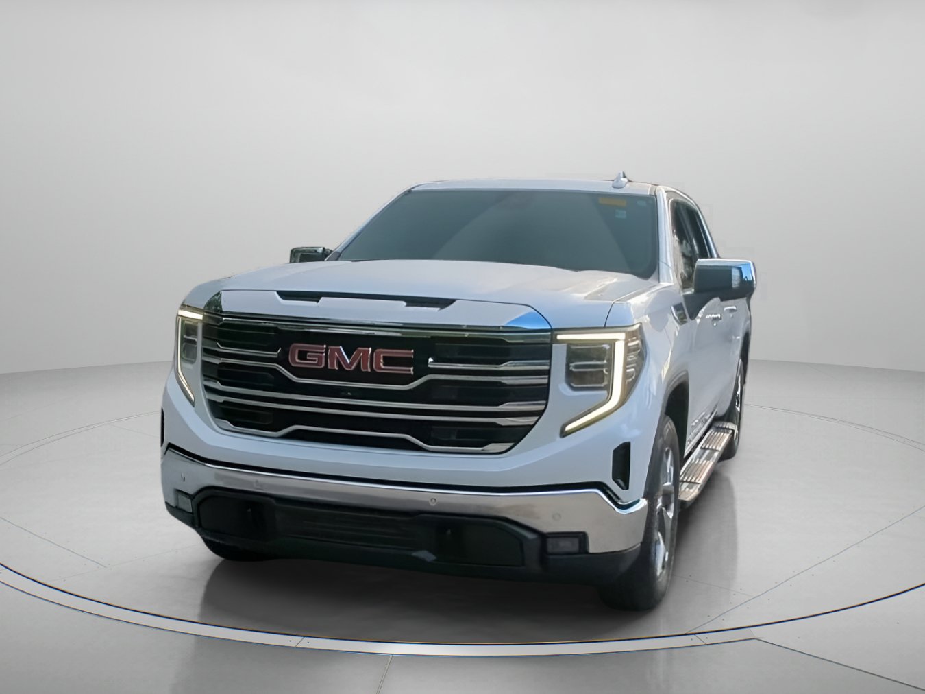 Used 2022 GMC Sierra 1500 SLT w/ SLT Premium Package AWD/4WD image 10