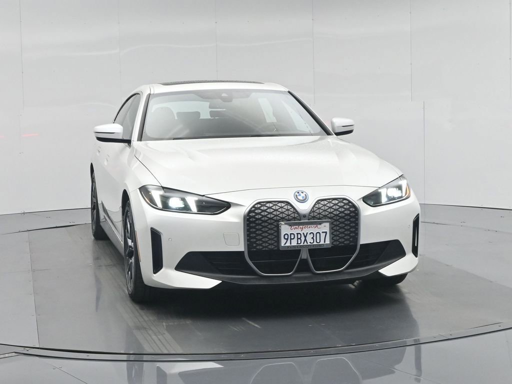 Used 2025 BMW i4 eDrive40 image 6