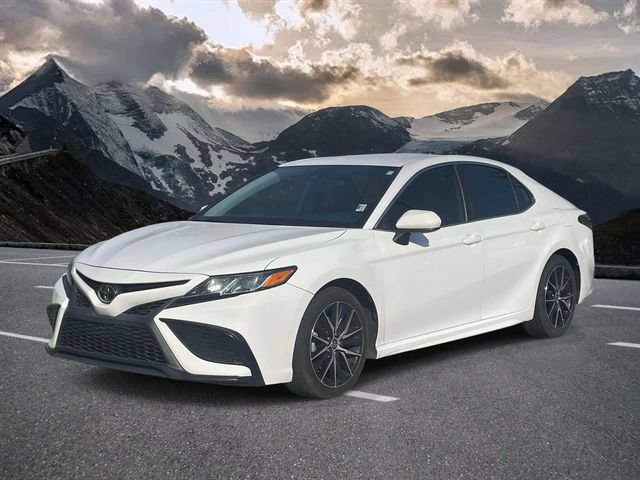 Used 2021 Toyota Camry SE