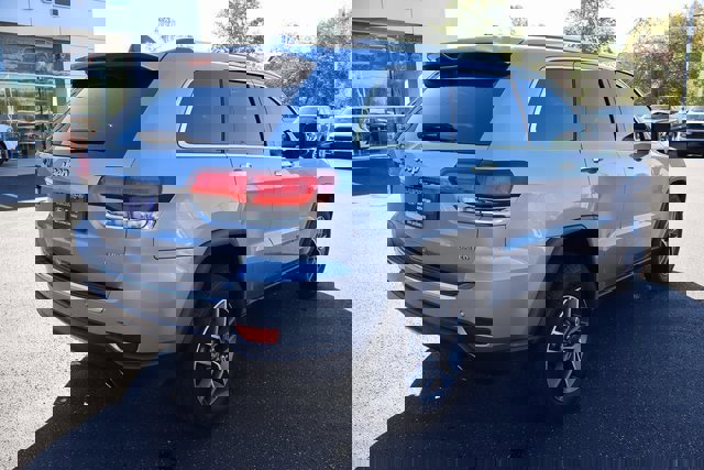 Used 2021 Jeep Grand Cherokee Limited image 5