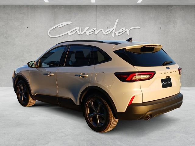 Certified 2025 Ford Escape ST-Line image 3