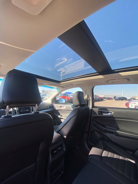 Certified 2024 Ford Edge SEL w/ Convenience Package AWD/4WD image 11