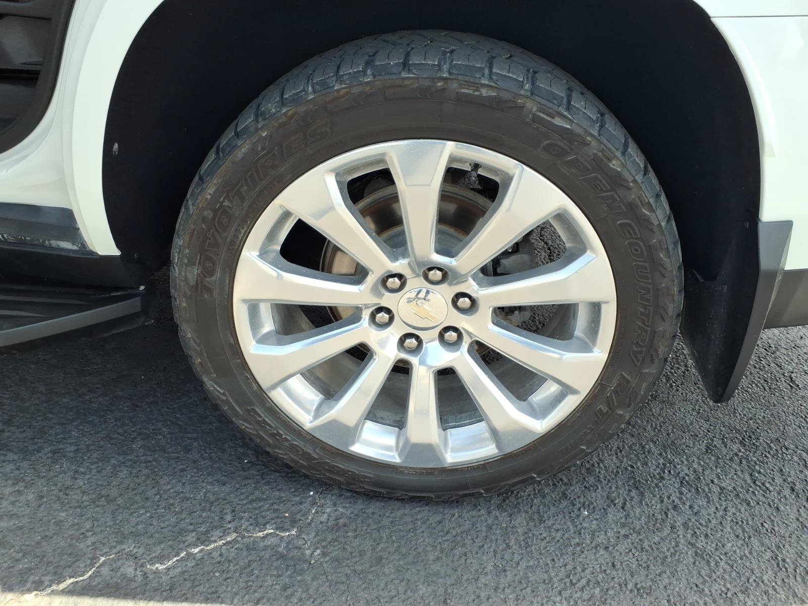Used 2022 Chevrolet Tahoe Premier w/ Texas Edition RWD image 16