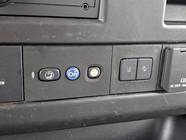 Used 2021 GMC Savana 3500 w/ Power Convenience Package RWD image 21