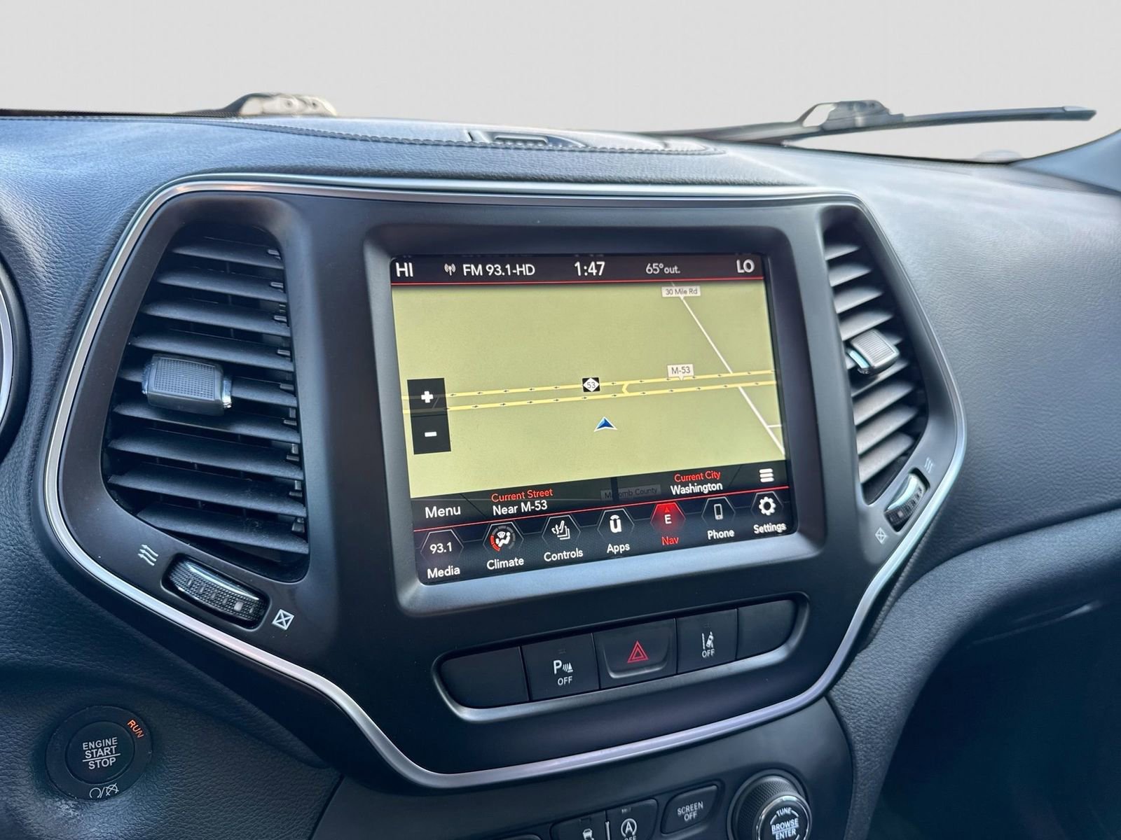 Used 2021 Jeep Cherokee Latitude Lux w/ Sun & Sound Group image 29