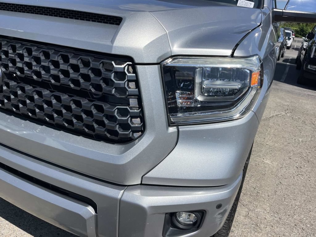 Used 2018 Toyota Tundra Platinum AWD/4WD image 11
