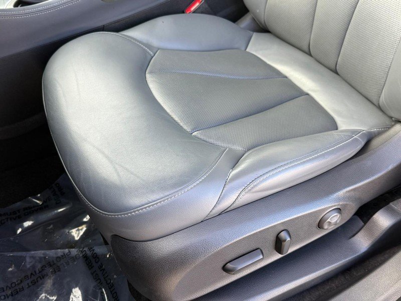 Used 2020 Buick Envision Essence w/ Experience Buick Package image 28