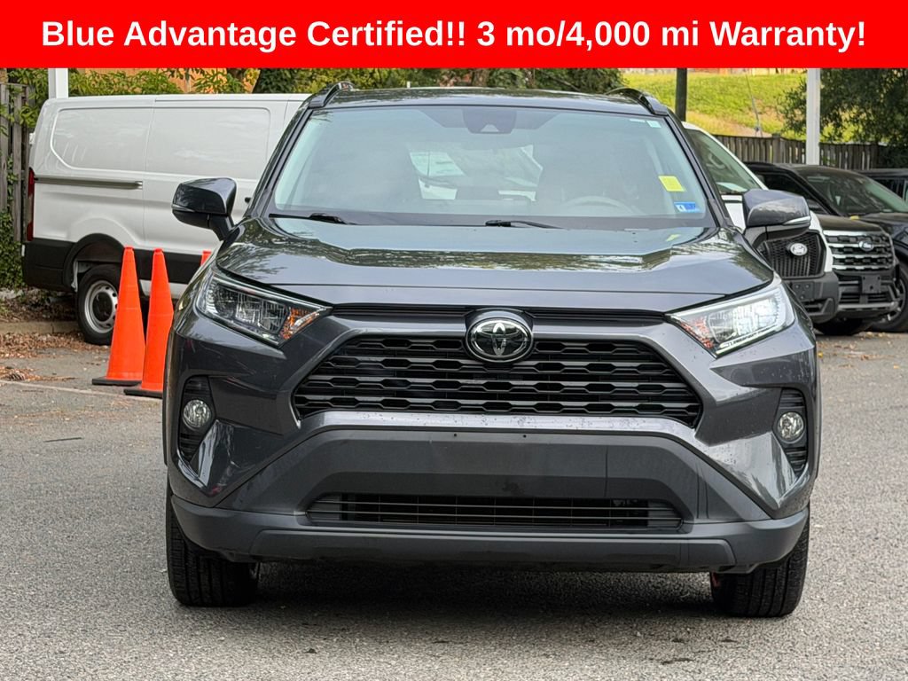 Used 2019 Toyota RAV4 XLE AWD/4WD image 2
