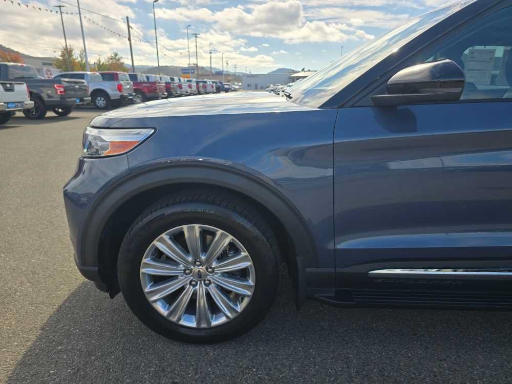 Certified 2021 Ford Explorer Limited w/ Hybrid Equipment Group 310A AWD/4WD image 19