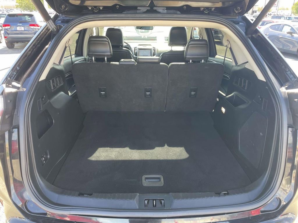 Certified 2020 Ford Edge Titanium w/ Equipment Group 301A image 23