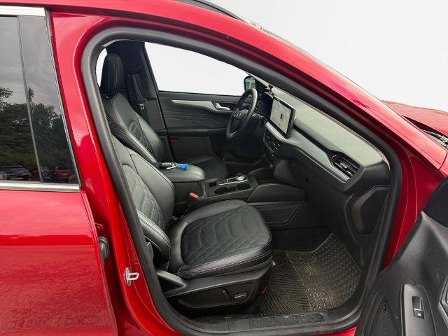 Certified 2023 Ford Escape Platinum w/ Premium Technology Package AWD/4WD image 26