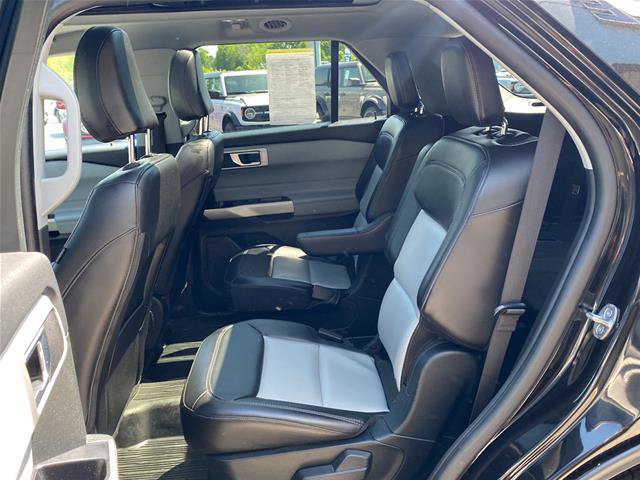 Certified 2023 Ford Explorer XLT w/ Equipment Group 202A AWD/4WD image 24