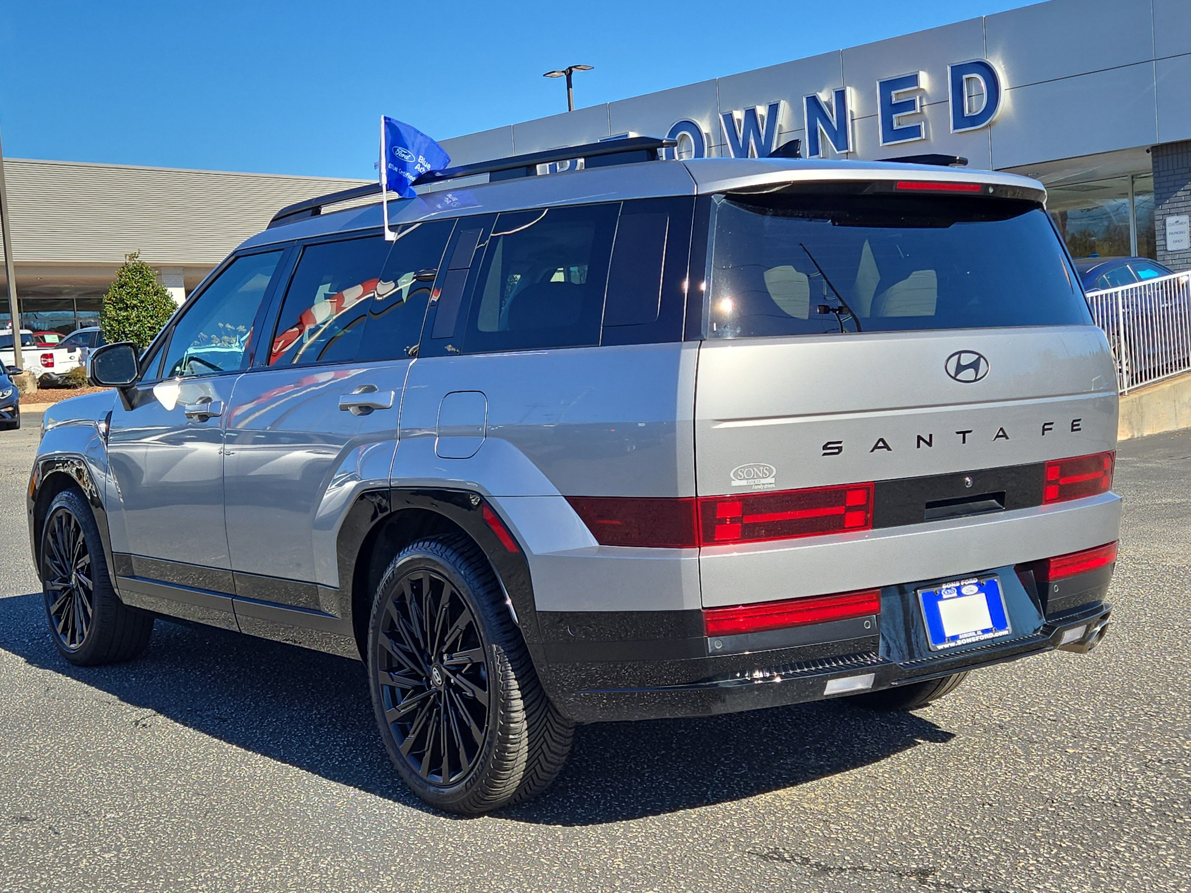 Used 2024 Hyundai Santa Fe Calligraphy image 6