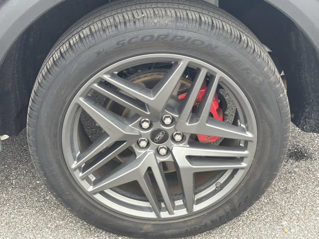Certified 2025 Ford Explorer ST-Line w/ ST-Line Street Pack AWD/4WD image 17