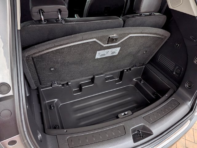 Used 2021 Buick Enclave Avenir w/ Avenir Technology Package AWD/4WD image 23