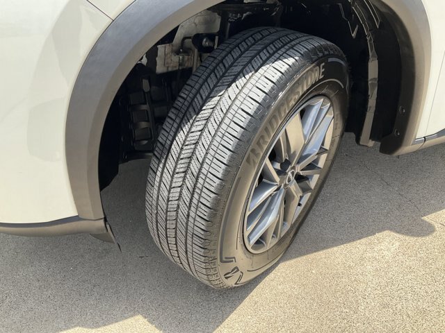Used 2024 Nissan Rogue S FWD image 21