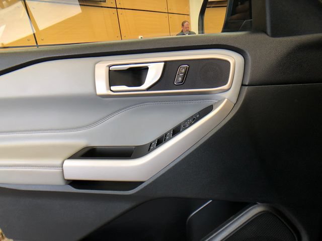 Certified 2024 Ford Explorer XLT w/ Equipment Group 202A AWD/4WD image 12