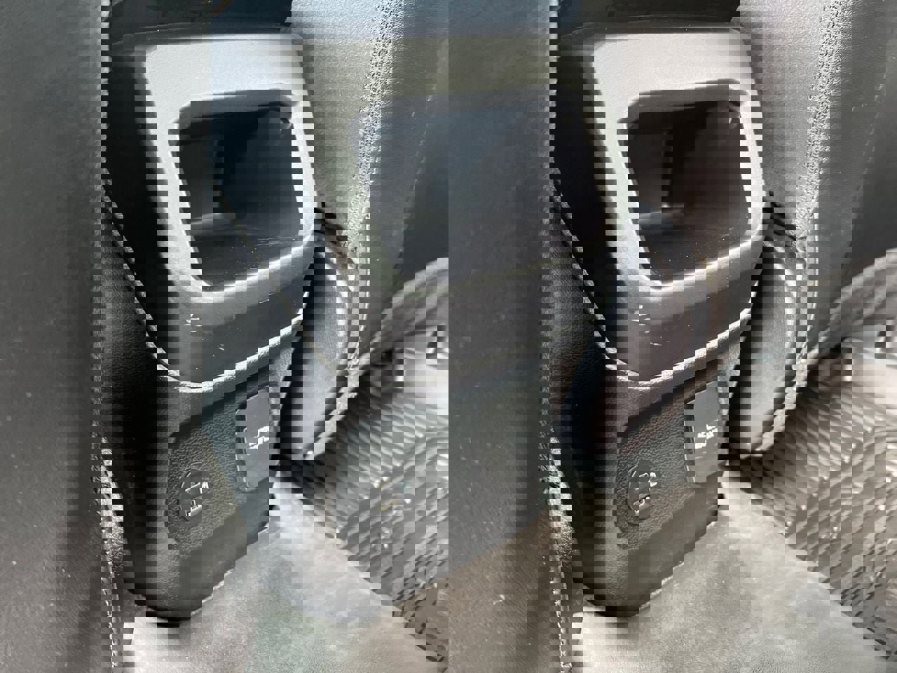 Certified 2024 Ford Ranger Lariat w/ FX4 Off-Road Package image 27