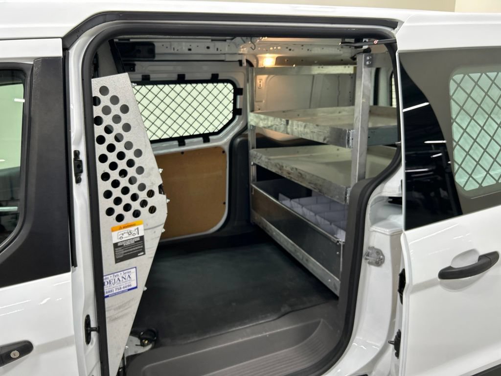 Certified 2020 Ford Transit Connect XLT FWD image 24