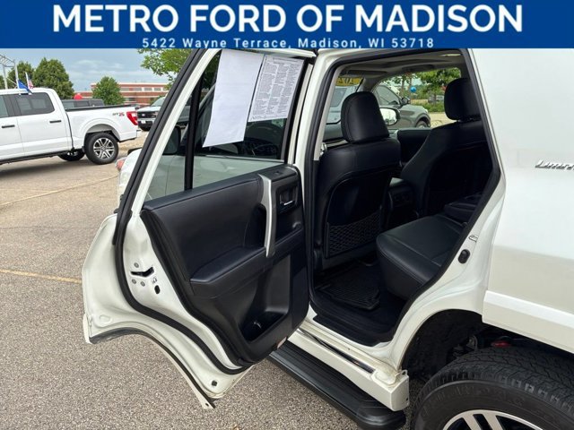 Used 2023 Toyota 4Runner Limited AWD/4WD image 37