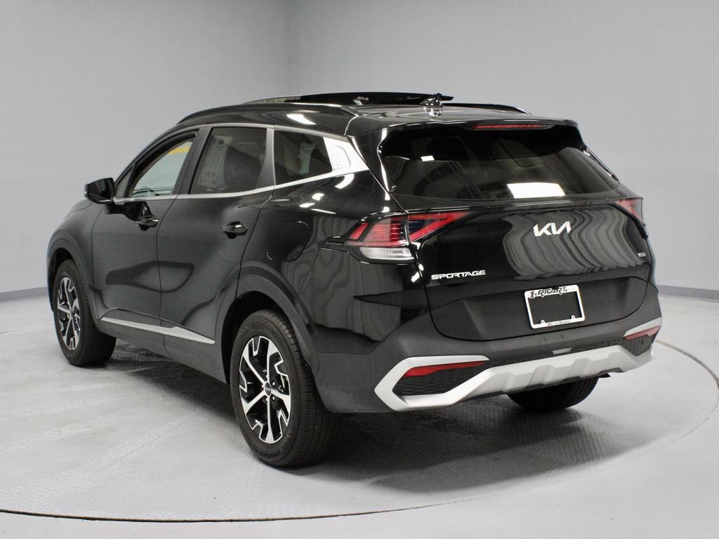Used 2025 Kia Sportage EX w/ Premium Package AWD/4WD image 9