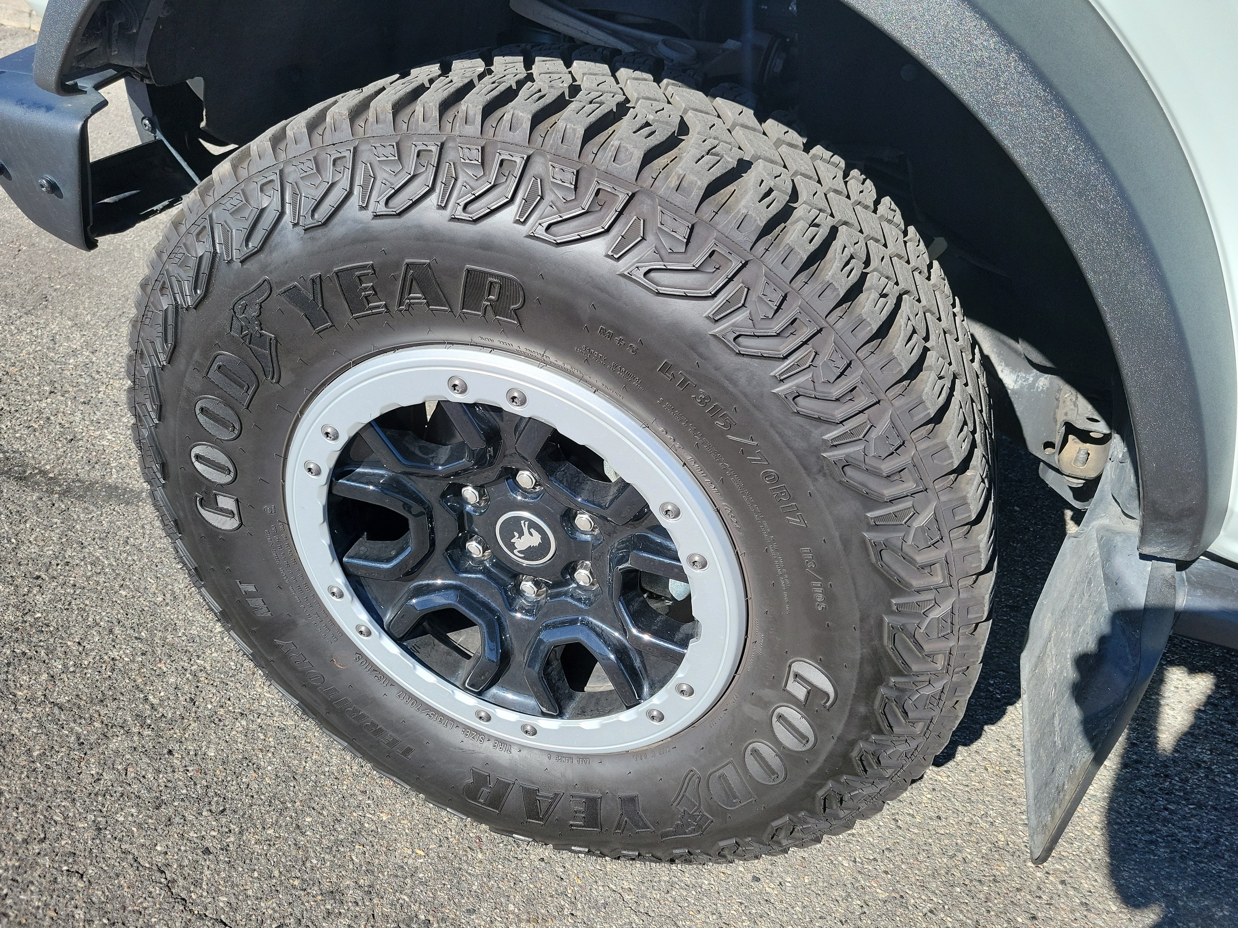 Certified 2024 Ford Bronco Badlands AWD/4WD image 8