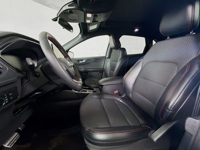 Certified 2023 Ford Escape ST-Line w/ Tech Pack #1 AWD/4WD image 26