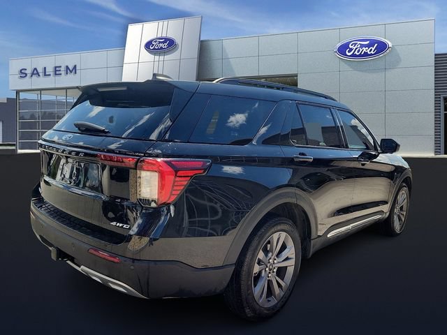 Certified 2025 Ford Explorer Active w/ Active Comfort Package AWD/4WD image 3