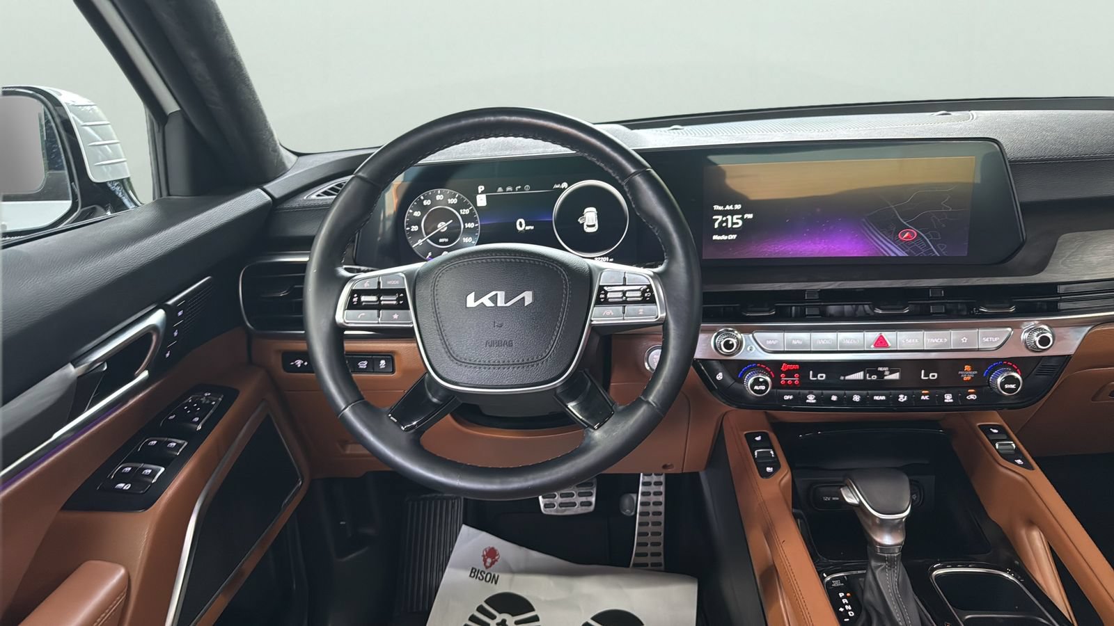 Used 2024 Kia Telluride SX Prestige X-Pro AWD/4WD image 13