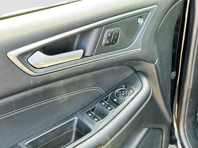 Certified 2024 Ford Edge Titanium AWD/4WD image 15