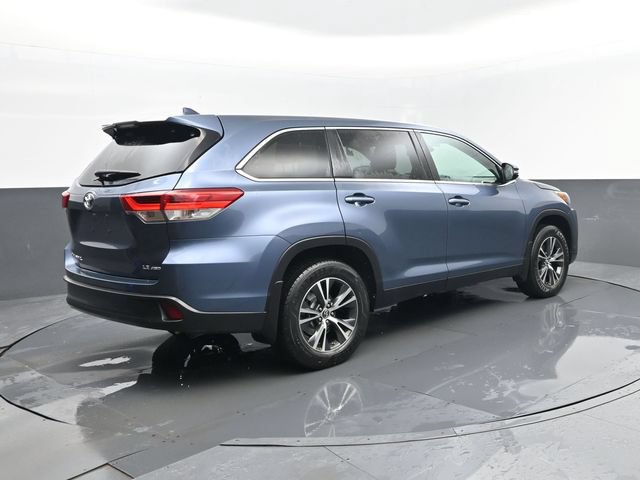 Used 2019 Toyota Highlander Plus AWD/4WD image 22