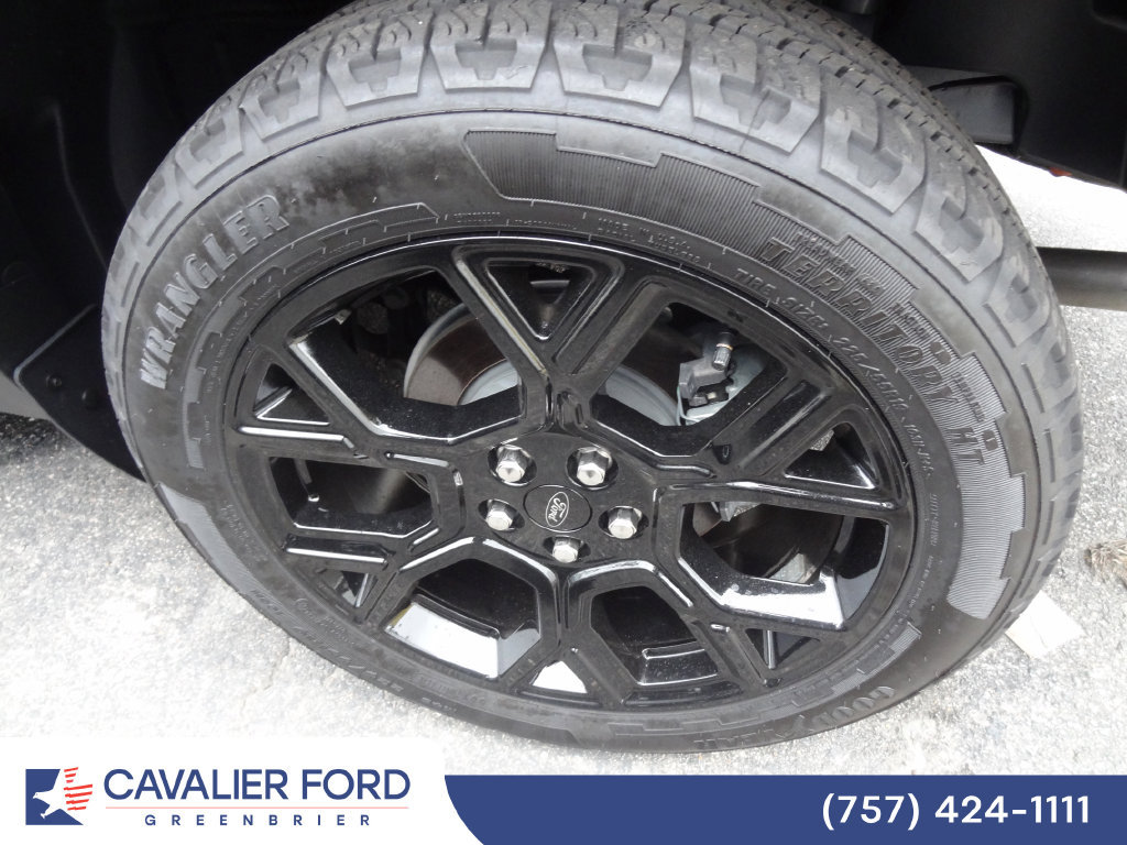 Certified 2026 Ford Maverick Lariat w/ Black Appearance Package AWD/4WD image 12