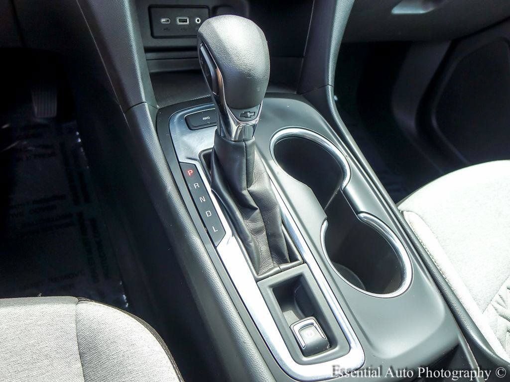 Used 2022 Chevrolet Equinox LS AWD/4WD image 17