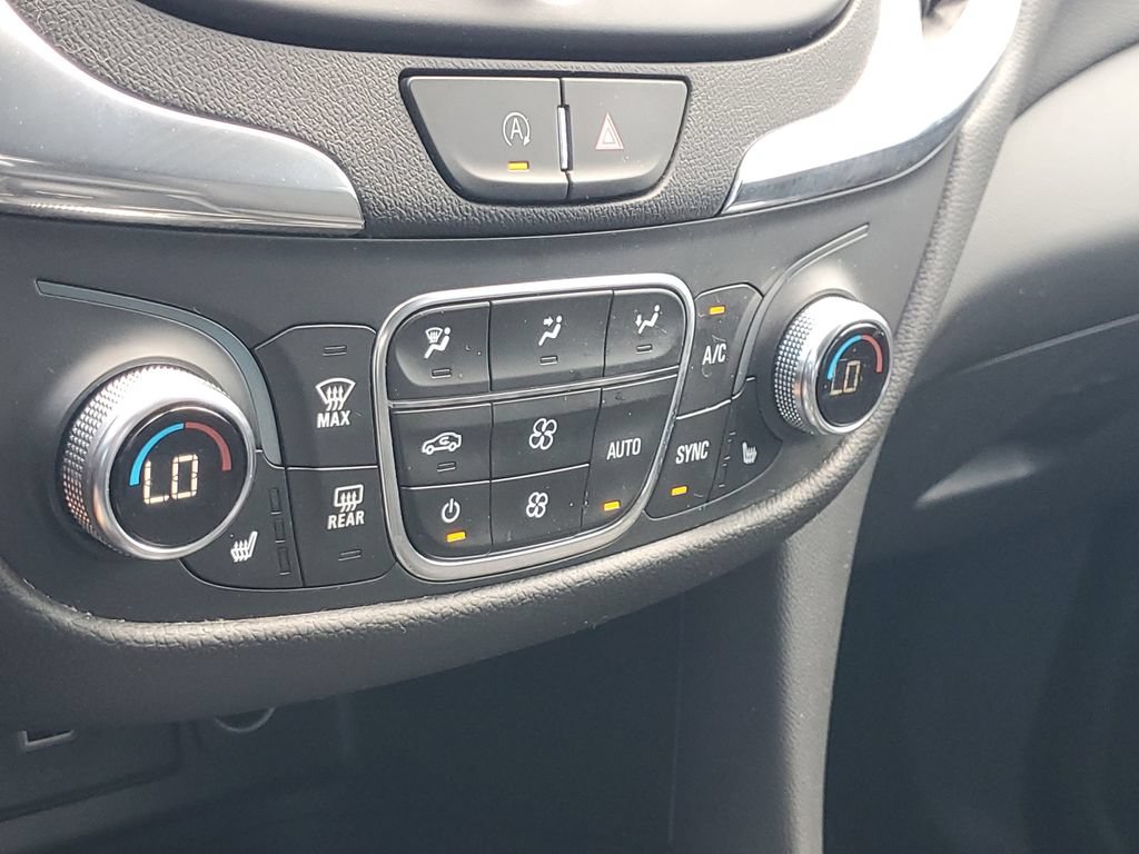 Used 2022 Chevrolet Equinox LT FWD image 31