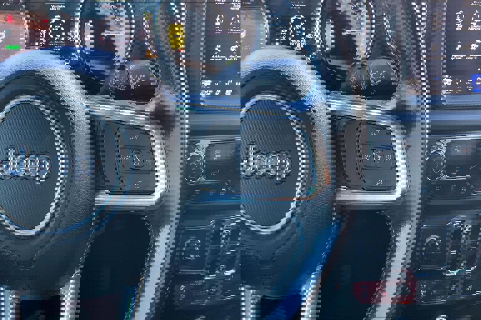 Used 2021 Jeep Wrangler Unlimited Rubicon 4xe w/ Steel Bumper Group image 25