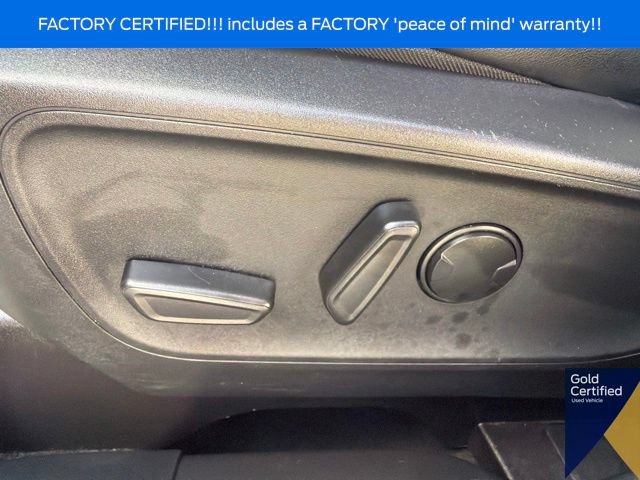 Certified 2025 Ford Escape ST-Line Select AWD/4WD image 30