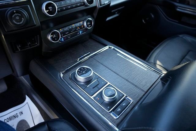 Certified 2021 Ford Expedition Limited image 30