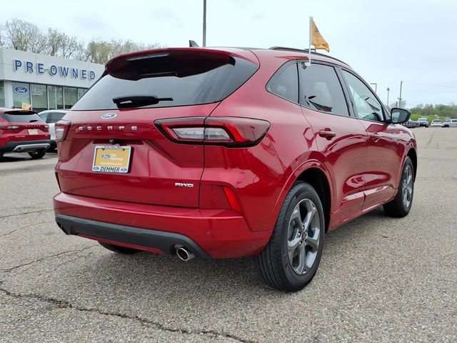 Certified 2024 Ford Escape ST-Line w/ Tech Pack #1 AWD/4WD image 9