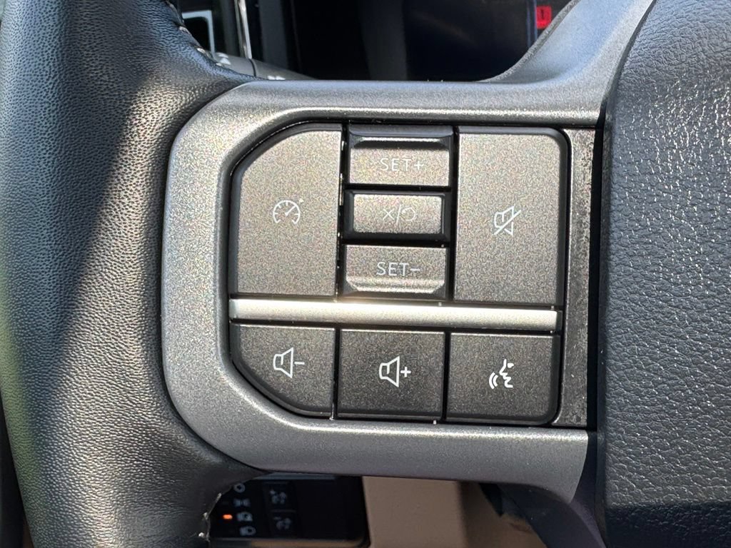 Certified 2024 Ford F250 Lariat w/ Black Appearance Package AWD/4WD image 39