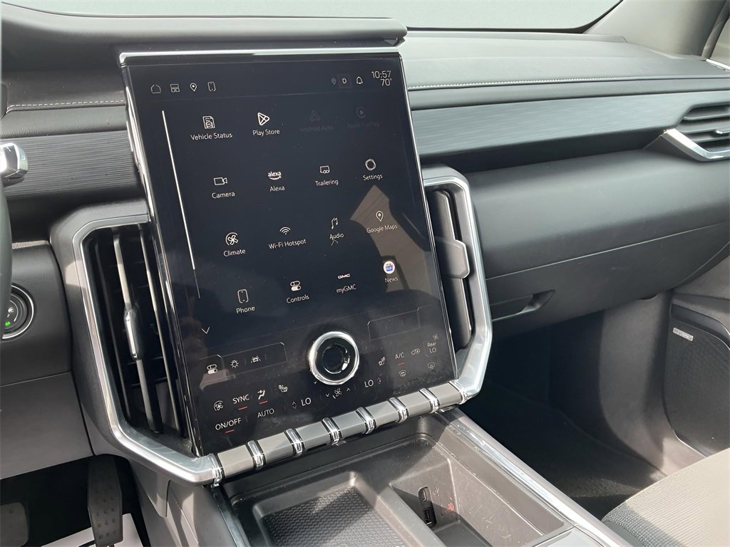 Used 2025 GMC Acadia Elevation image 41