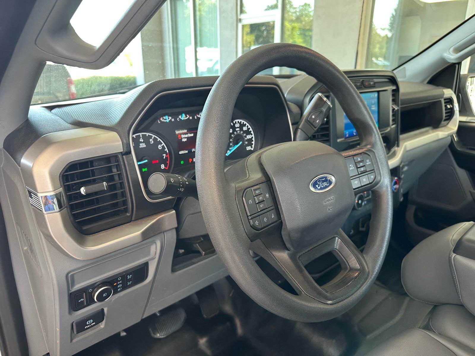 Certified 2022 Ford F150 XL w/ Trailer Tow Package RWD image 19
