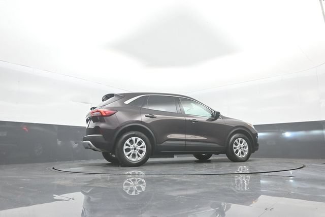 Certified 2023 Ford Escape Active AWD/4WD image 41